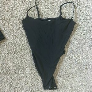 Skims cami body suit